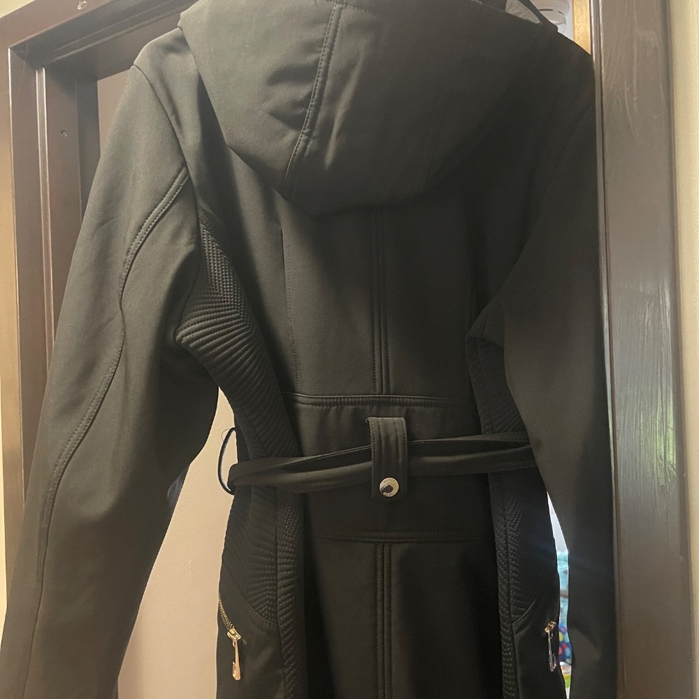 Jacket - Picture 3 of 4